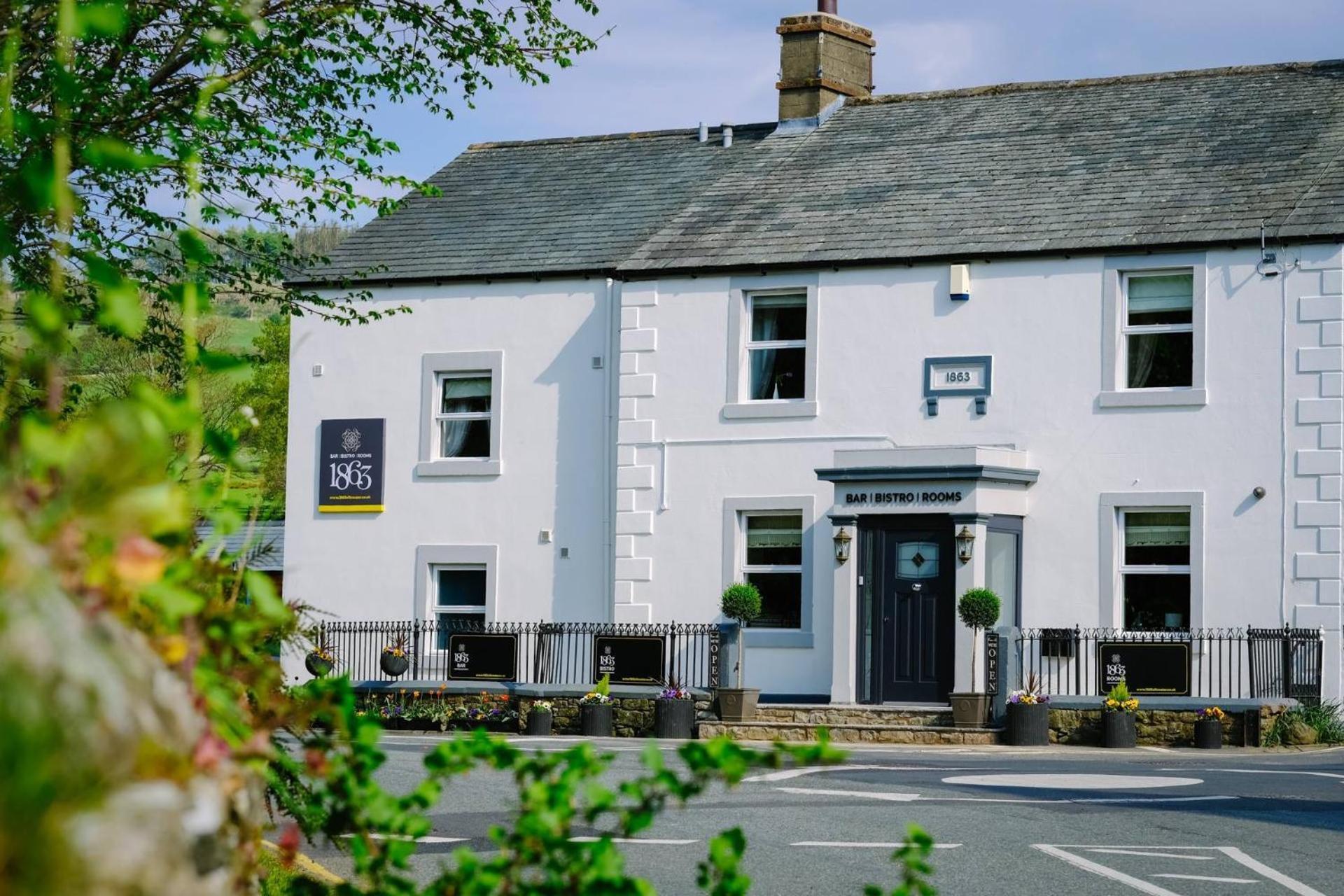 1863 Restaurant With Rooms Pooley Bridge Extérieur photo